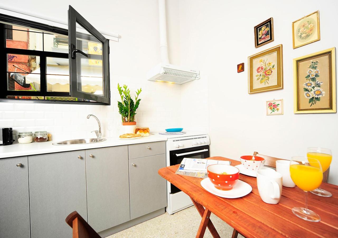 Live In Athens, Psyrri Central Apartments Ngoại thất bức ảnh